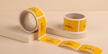 Etiquettes personnalisées en rouleaux