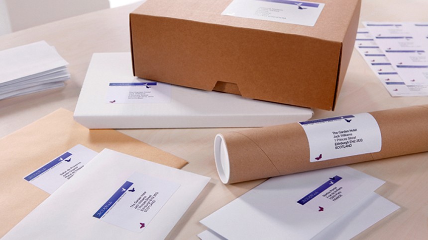 etiquettes courrier colis
