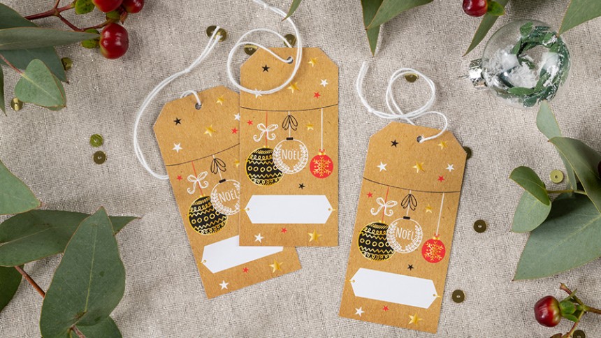 etiquettes cadeaux noel avec ficelle