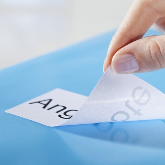 Etiquettes décollables sans trace