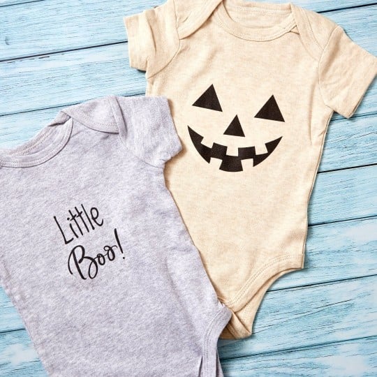 Bodies halloween personnalisés avec un transfert textile