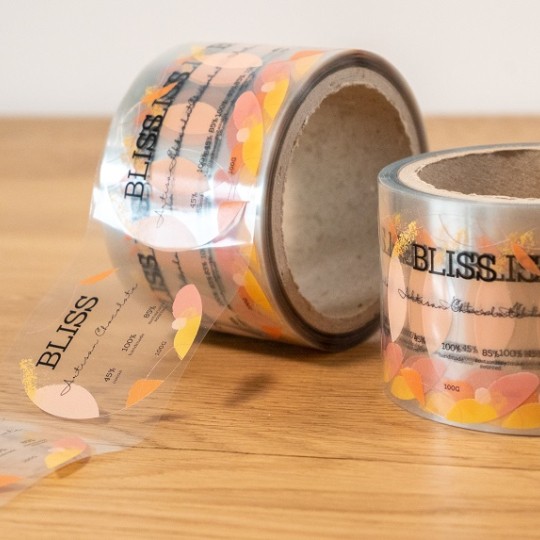 Etiquettes transparentes en rouleaux