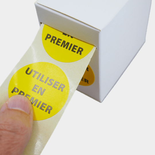 Etiquettes jaunes autocollantes Utiliser en premier pour la gestion des stocks
