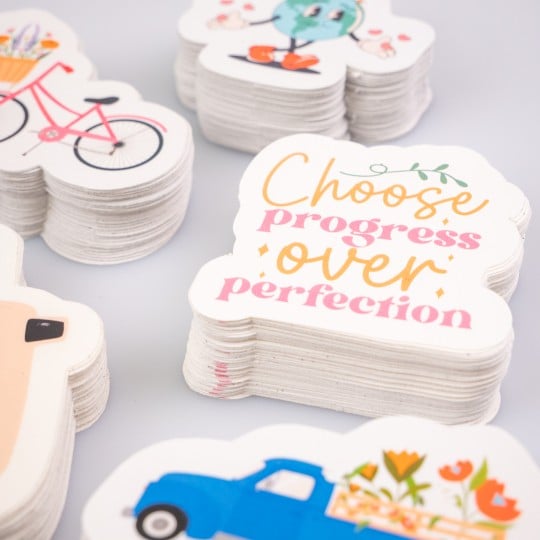 stickers en planches découpés à la forme