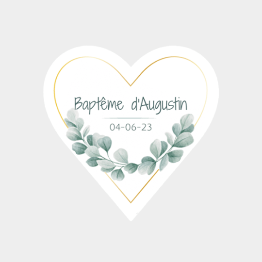 design d'étiquette coeur pour baptême avec motif eucalyptus