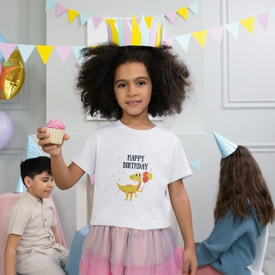 t-shirt personnalisé pour un anniversaire avec un transfert textile thermocollant