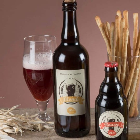 étiquettes personnalisées bouteilles et canettes de bière