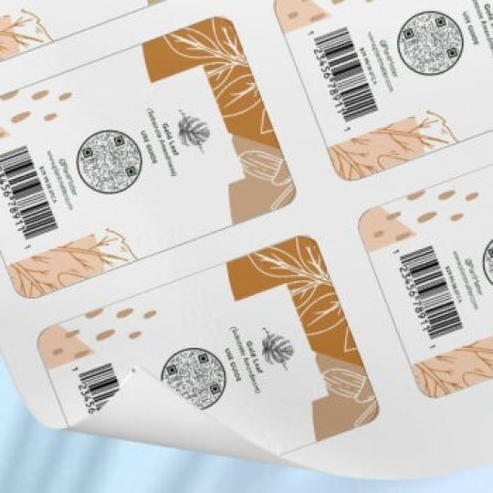 Etiquettes QR code et code-barre en planche