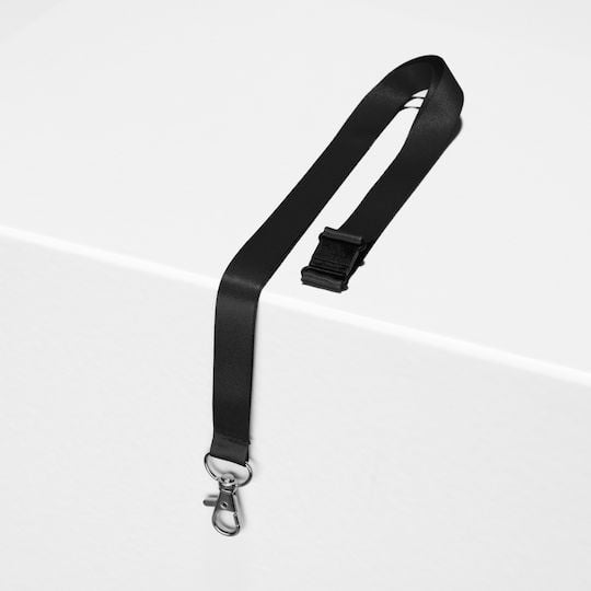 Tour de cou noir recyclé pour badge avec mousqueton et clip de sécurtité