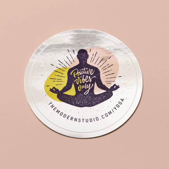 Sticker rond argenté personnalisé