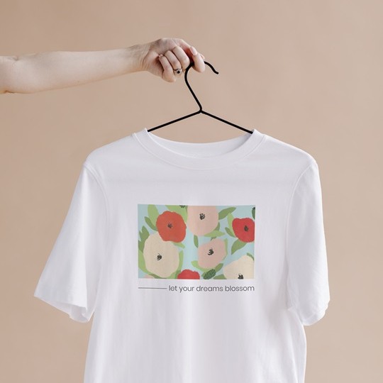 T-shirt personnalisé réalisé avec du transfert textile thermocollant