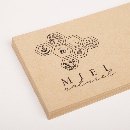 Matière papier kraft recyclé pour cartes personnalisées