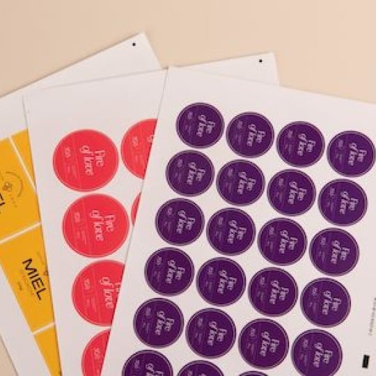 Etiquettes personnalisées en planches