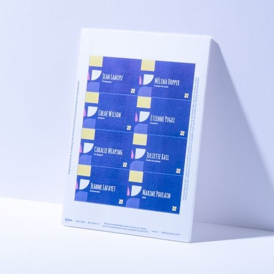Planche d'inserts pour badges imprimés avec un design bleu