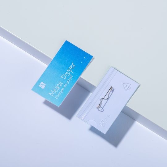 Porte-badges en plastique souple transparent avec épingle