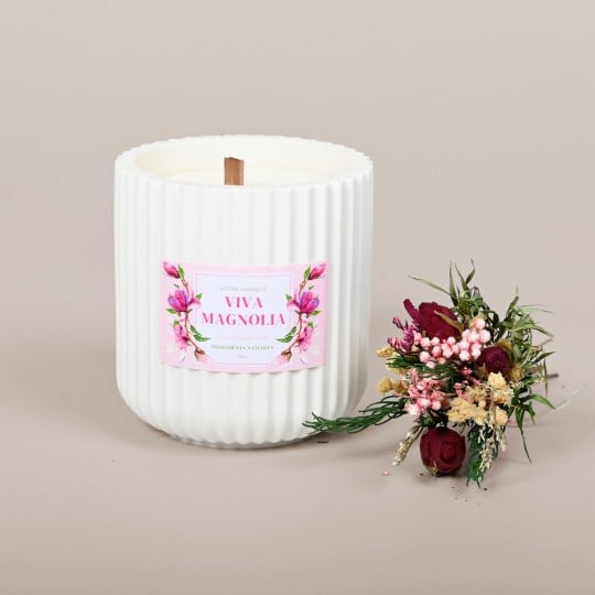 design de bougie de printemps Magnolia