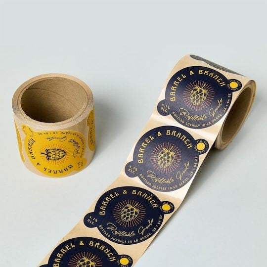 Etiquettes personnalisée en rouleaux avec une forme sur mesure Etiquettes personnalisée en rouleaux avec une forme sur mesure