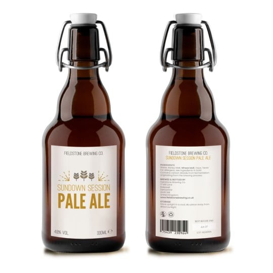 bouteille de bière avec étiquette réglementaire