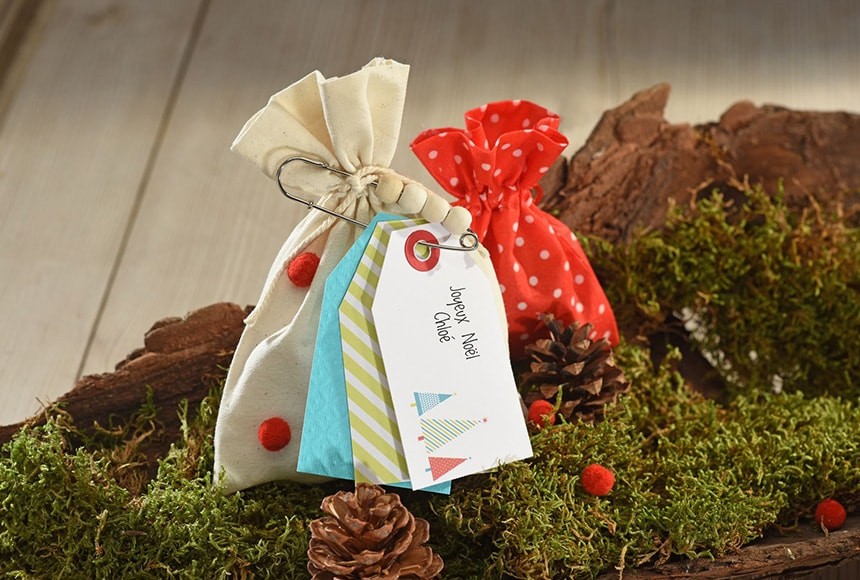24 Personnalisé Noël Noël Autocollants Étiquettes-cadeaux Presents Santa Renne R1 24 Personnalisé Noël Noël Autocollants Étiquettes-cadeaux Presents Santa Renne R1
