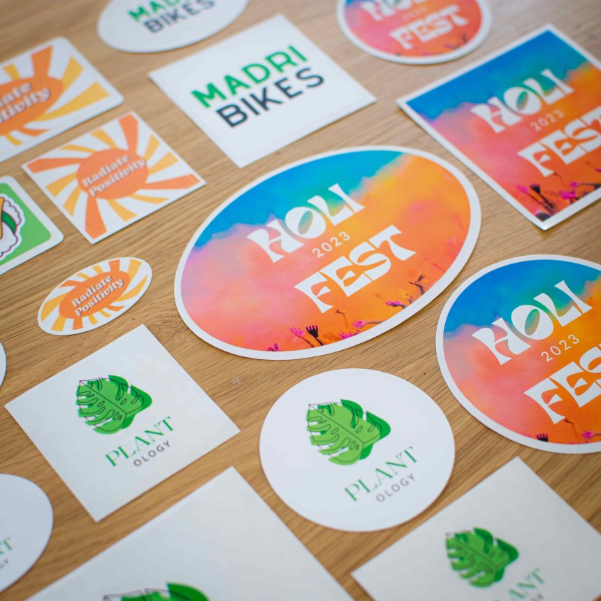 Stickers personnalisés découpés individuellement
