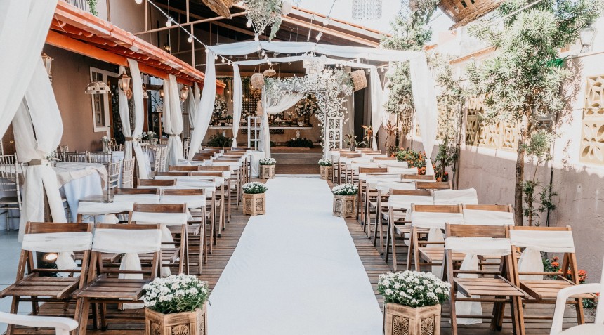 décoration de mariage avec papeterie personnalisée