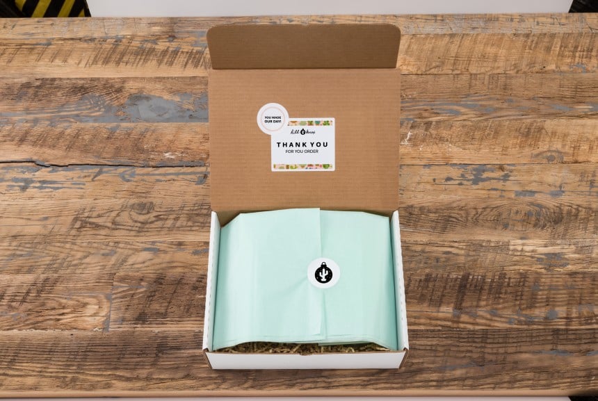 stickers logo packaging