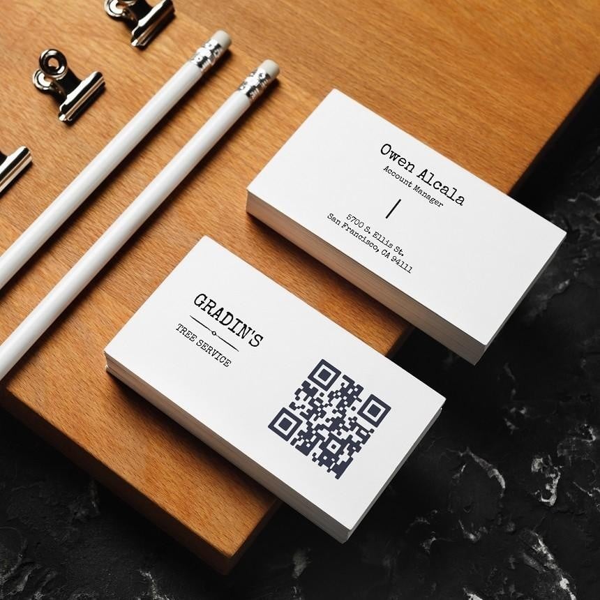 Carte de visite personnalisée avec un QR code