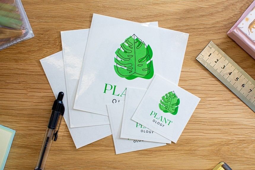 Tailles personnalisées pour stickers carrés