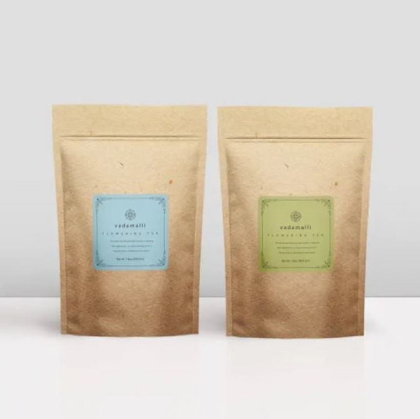 étiquettes personnalisées collées sur des sachets de compléments alimentaires
