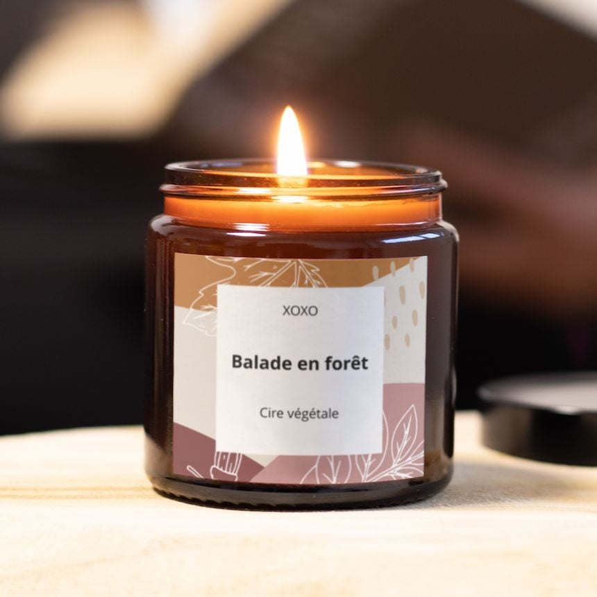 Design étiquettes bougies feuilles d'automne