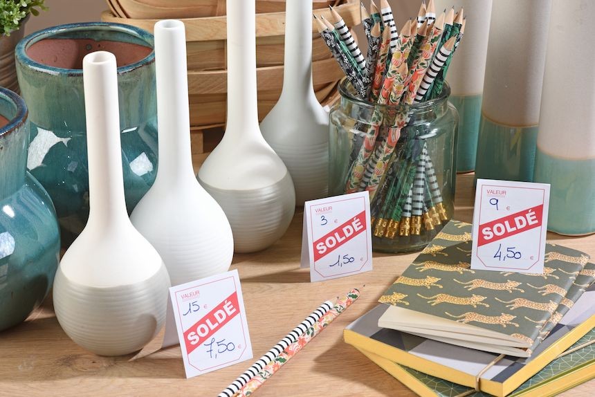 Etiquettes prix en forme de chevalet