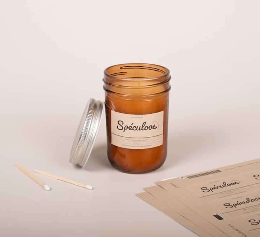 étiquettes bougies automne en papier kraft avec un design spéculoos