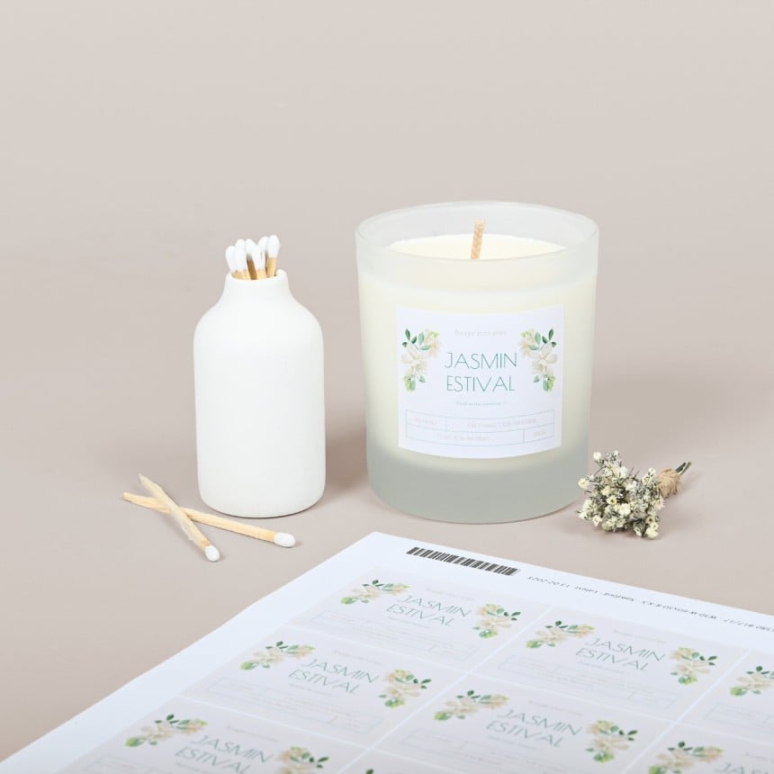design de bougie de printemps "jasmin estival"