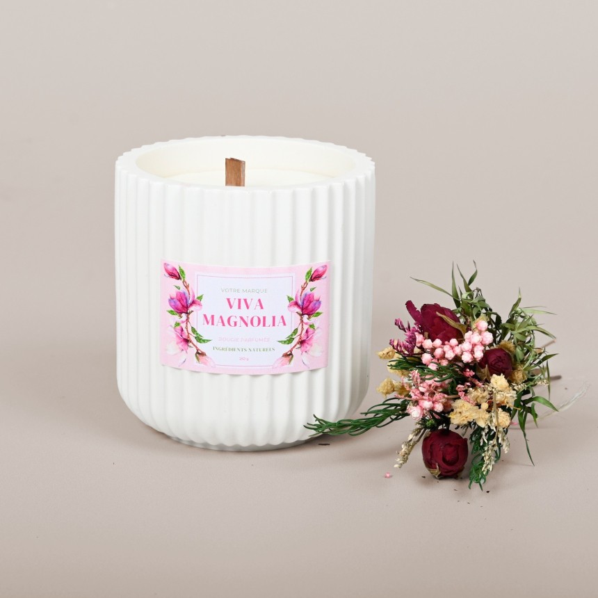 design de bougie de printemps Magnolia