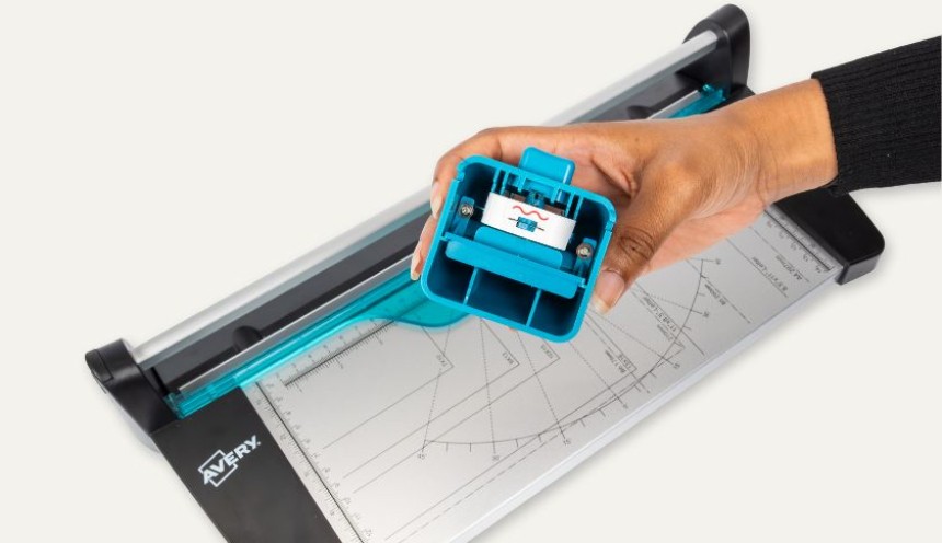 Massicot créatif avec outil de découpe 4 en 1