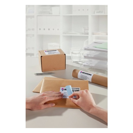 Labels 4 Parcels Packages BlockOut assorted parcels portrait Appl4