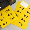 Etiquettes vierges autocollantes jaunes