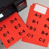 Etiquettes vierges autocollantes rouges