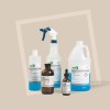 Etiquettes personnalisées ultra résistantes collées sur des produits chimiques